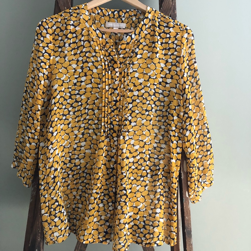 Women’s shirt